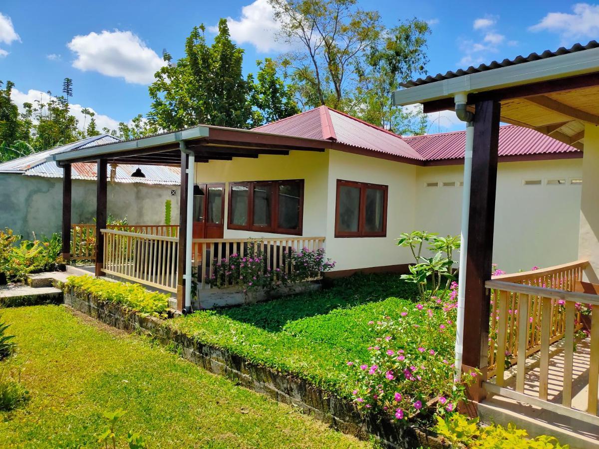 Ilasan Cottage. Tomohon Экстерьер фото